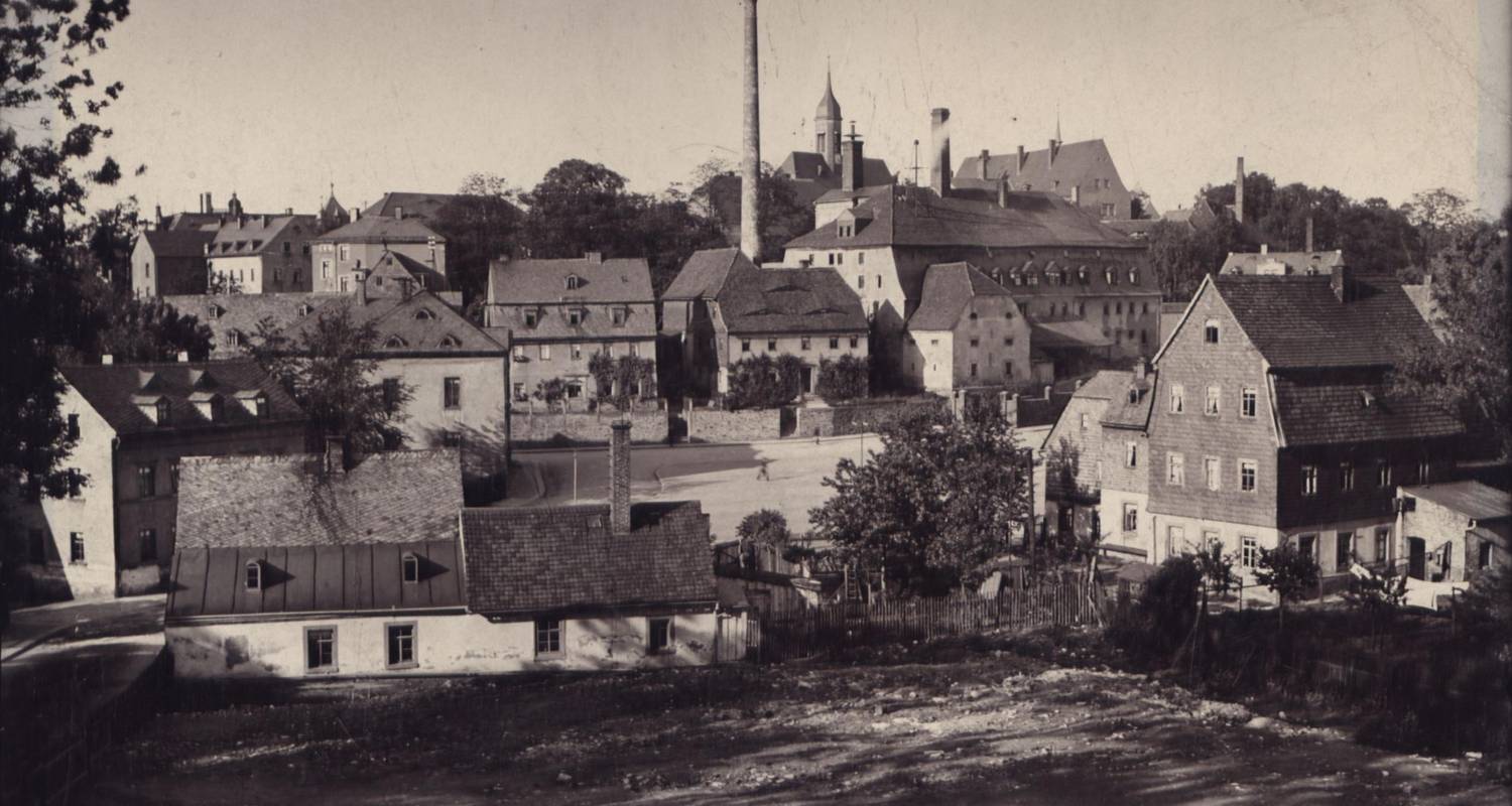 historische Ansicht von Limbach: Blick von der Feldstraße über den Marktplatz zur Kirche